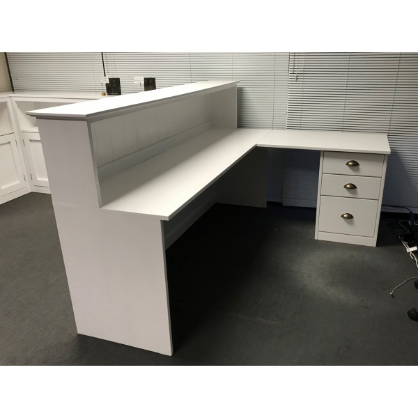 Custom Desk(W13)