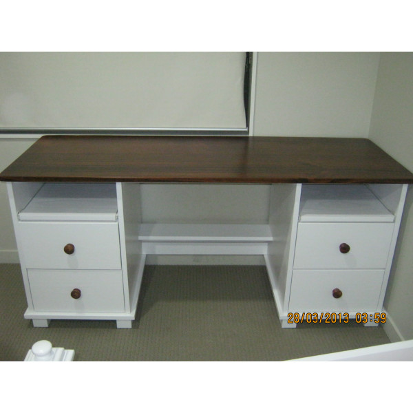 Custom Desk(W5)