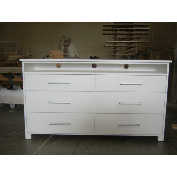 Custom TV Unit(W10)
